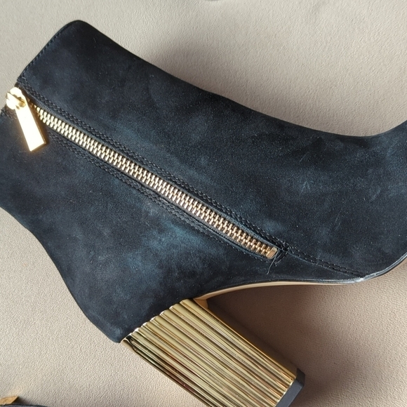 MICHAEL Michael Kors Leather Suede Black Dress Boot Gold Tone Heel Women's Sz 7 - Picture 12 of 12